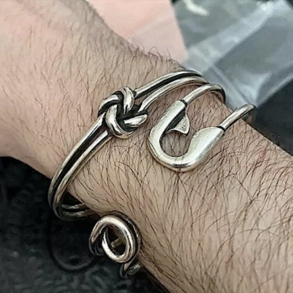 STERLING SILVER SAFETY PIN BANGLE BRACELET - Picture 6 of 11